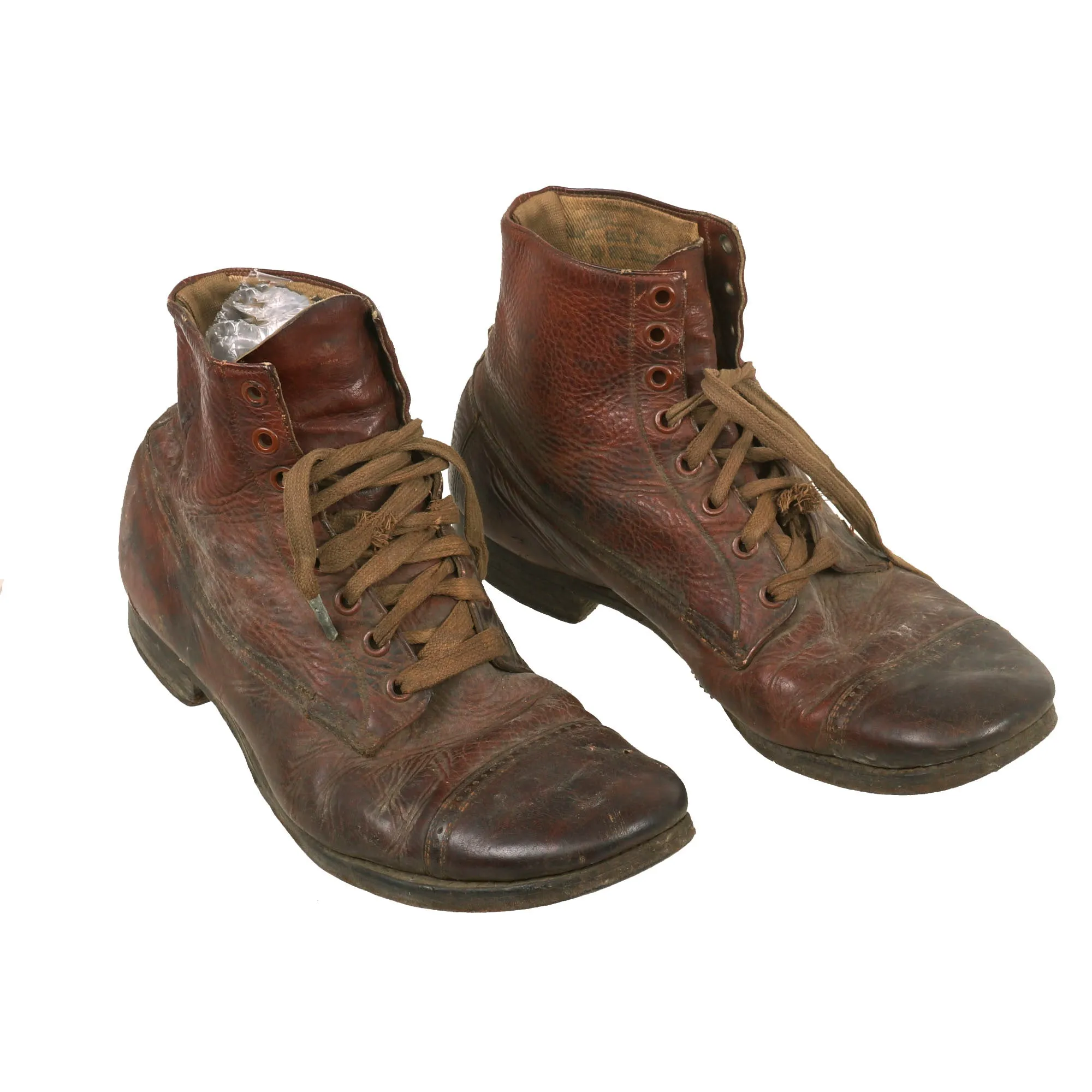Original U.S. WWI Pair of M1912 Russet Marching Shoes - 1917 Dated - Size 7 ½